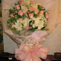 【B-022】百合花束-摯愛/花束,玫瑰花束,向日葵花束,情人節花束、巧克力花束、百合花束、畢業花束、花束等花禮-仙客來花坊