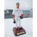 貳拾肆棒球-Q MAN限量1500支珍藏品MLB寫實版波士頓紅襪松？大輔公仔