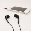 愛瘋了!極簡款3.5mm耳道式耳機(二色)~iphone4s、HTC、SAMSUNG、MP3..可用