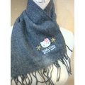 Hello Kitty(凱蒂貓) 灰色毛料刺繡圍巾 日本製 4901610199888