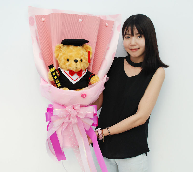 高雄娃娃樂園 畢業熊花束 學士熊花束 畢業花束 小熊花束 泰迪熊娃娃 畢業禮物 全省宅配 Pchome商店街 台灣no 1 網路開店平台 高雄娃娃樂園 畢業熊花束 學士熊花束 畢業花束 小熊花束 泰迪熊娃娃 畢業禮物 全省宅配 Pchome商店街 台灣no 1 網路開店平台