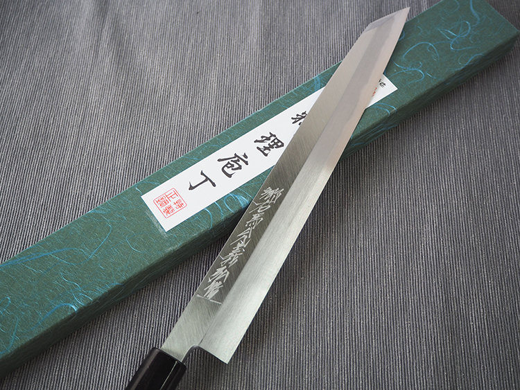 新入荷 山脇刃物製作所 郷右馬允義弘 上作シリーズ 安来鋼白2号 出刃