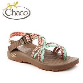 Dolman pine online chacos