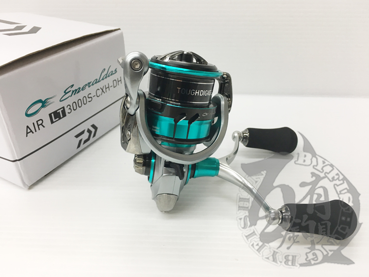 ◎百有釣具◎DAIWA 18 EMERALDAS AIR 軟絲路亞 紡車捲線器 規格: 雙手把LT3000S-CXH-DH (202893) /  單手把LT3000S-CXH(202886)