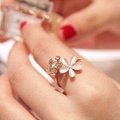 ╭？蕾兒0509？╮LD008-韓版貓眼石櫻花水鑽可調節式小雛菊開口滿鑽戒指指環