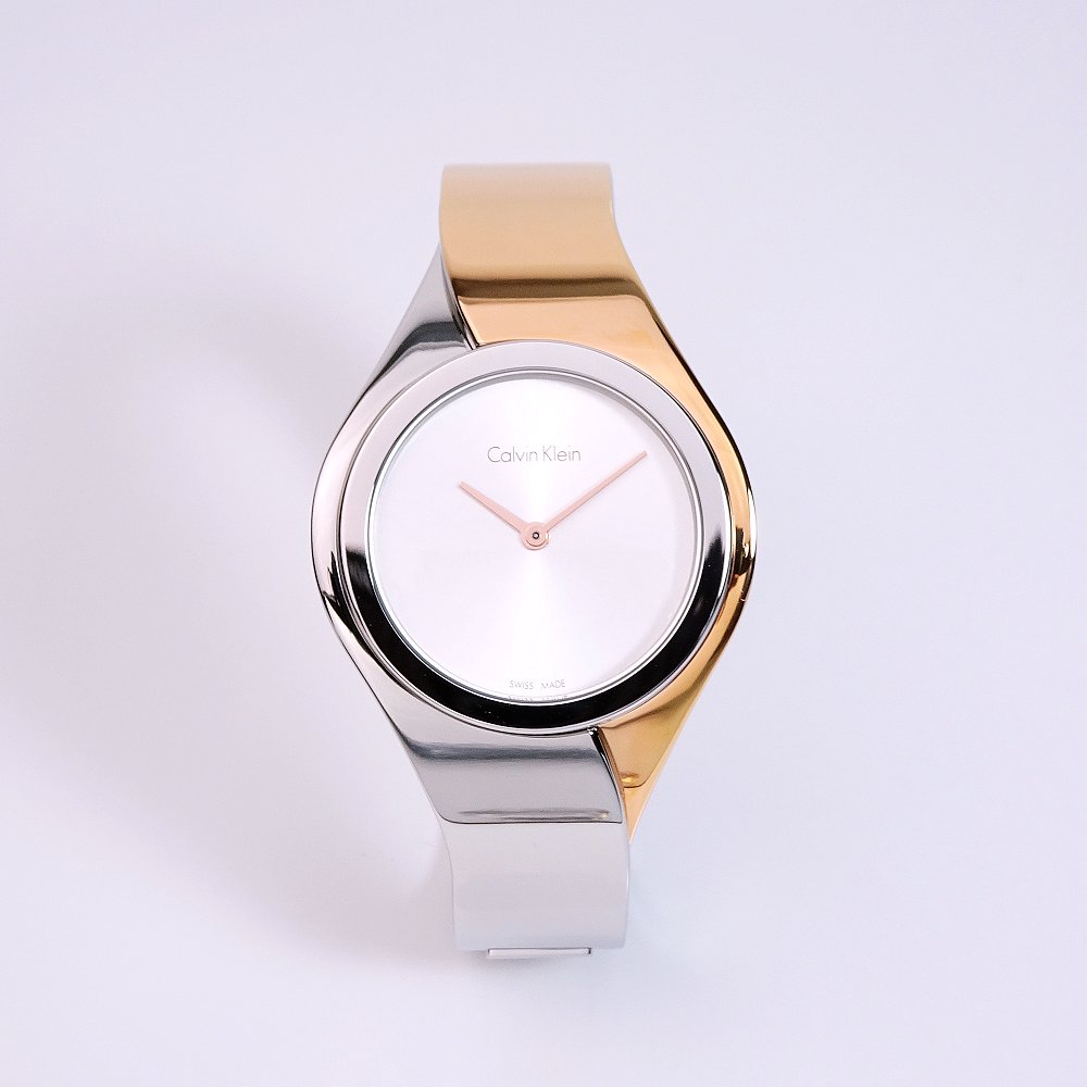 Calvin Klein 永結同心設計手環式女性腕錶-金銀-K5N2M1Z6