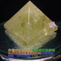 黃水晶金字塔~底部約10.8cm