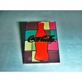aaL皮1商旋.(企業寶寶玩偶娃娃)全新附袋1998年發行可口可樂(Coca Cola)曲線瓶造型勳章/徽章/紀念章!--距今已有21年歷史值得擁有!/*2/-P