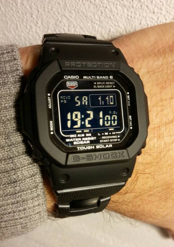 G-SHOCK CASIO 卡西歐太陽能六局電波軍事武裝黑反白電子鍊帶腕錶型號