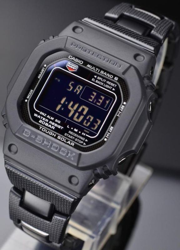 G-SHOCK CASIO 卡西歐太陽能六局電波軍事武裝黑反白電子鍊帶腕錶型號