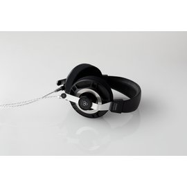 【億而創耳機音響】實售價請私訊 日本 FINAL D8000 PRO 黑/銀 旗艦耳罩式耳機 世貨公司貨