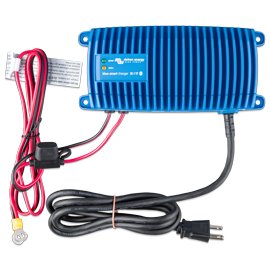 oh02[ victron ] Blue Smart IP67充電器 12V 17A / 電瓶充電器 / BPC121715106
