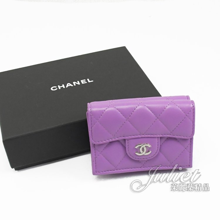 成新】CHANEL AP0230經典LOGO羊皮三折扣式短夾.淺紫現金價$19,800 - PChome 商店街