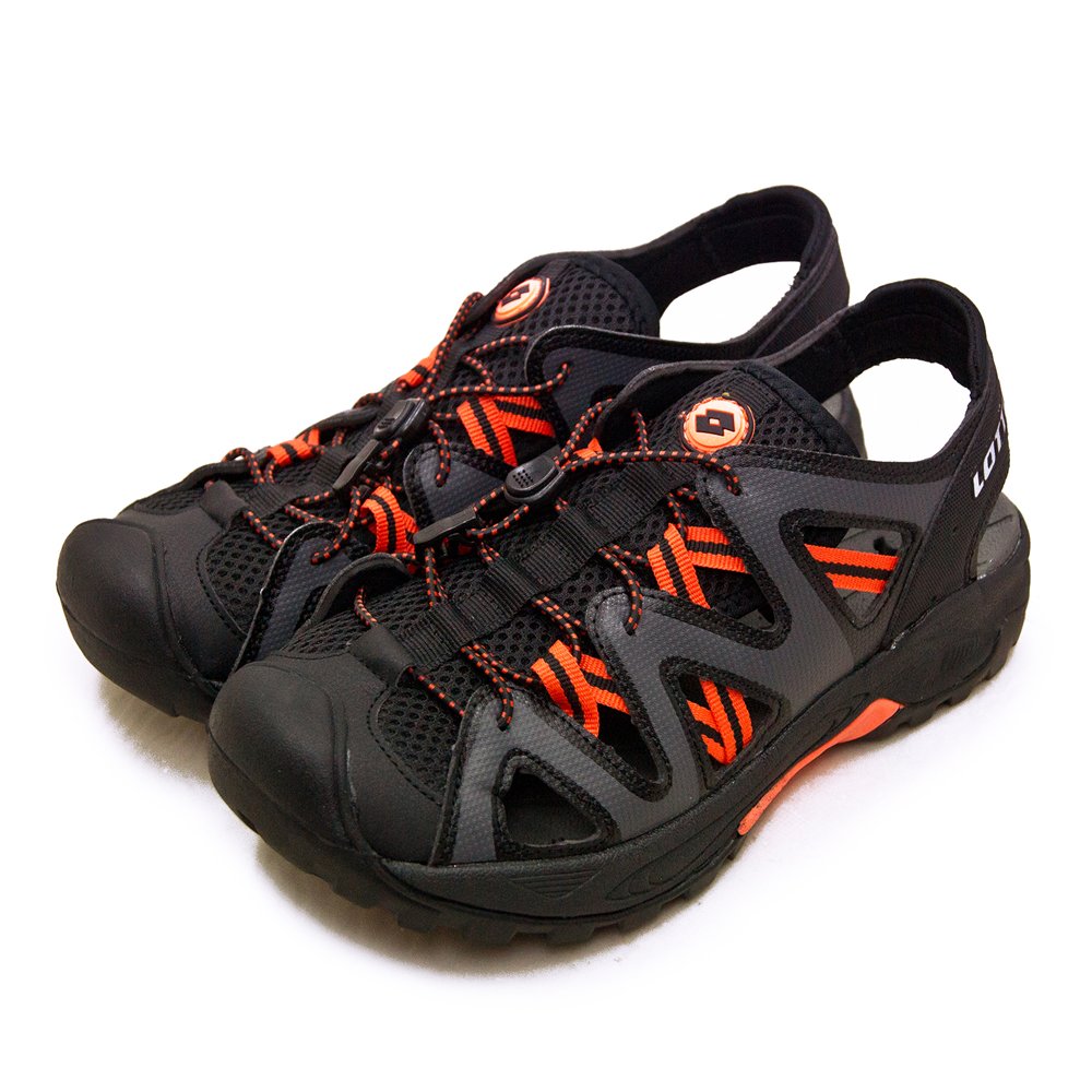 【LOTTO】專業排水護趾戶外運動涼鞋 輕鬆玩趣系列 灰黑橘 3158 男