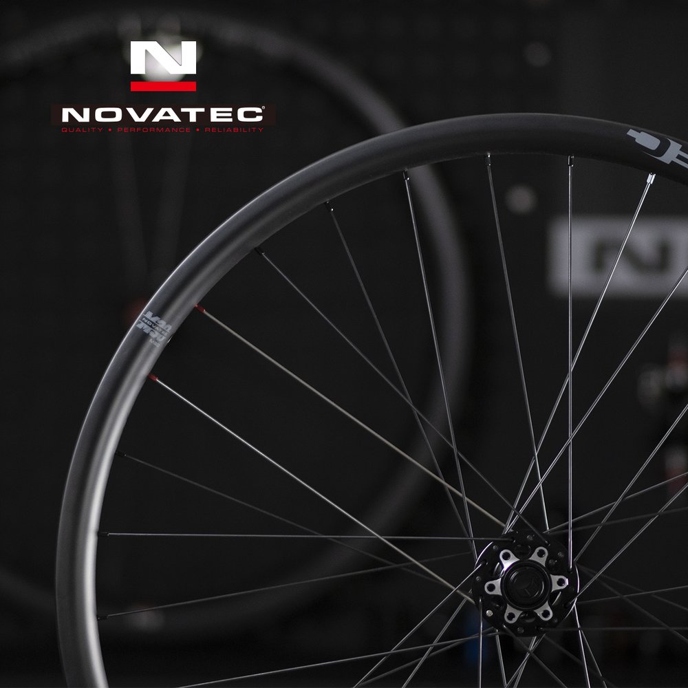 NOVATEC M30 29″ 碳纖維登山車輪組-ENDURO版