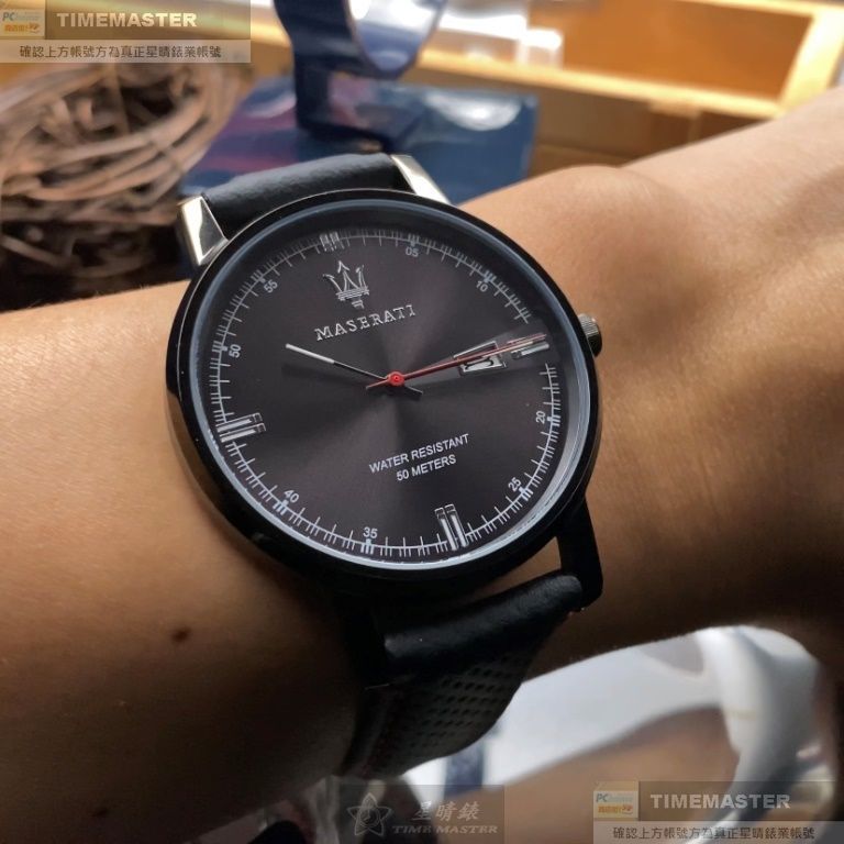 MASERATI手錶,編號R8851130001,42mm黑圓形精鋼錶殼,黑色簡約, 中三針顯示錶面,深黑色真皮皮革錶帶款