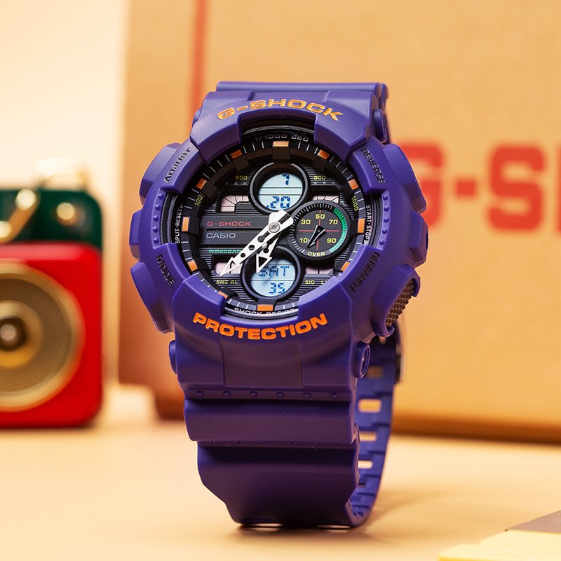 CASIO/ G-SHOCK/ 音樂跨時代復古設計雙顯錶-紫/ GA-140-6A