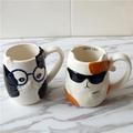 日韓創意流行雜貨 陶瓷製趣味 可愛花色小貓 眼鏡貓咪 酷墨鏡貓喝咖啡 喵星人浮凸立體造型 馬克杯 咖啡杯 陶瓷杯 水杯(350元)