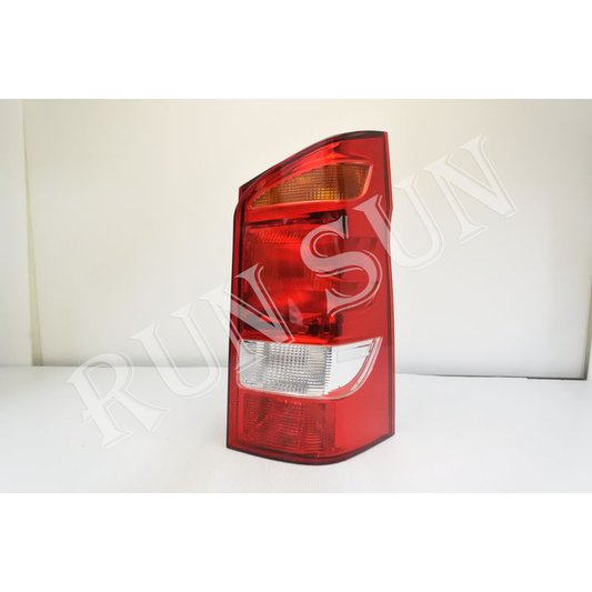 ●○RUN SUN 車燈,車材○● 全新 賓士 15 16 17 18 W447 VITO V250D 原廠型紅白 尾燈 一顆 台灣製造