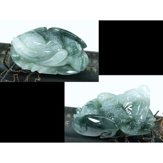 [Disk水晶][招財進寶]老坑水料冰綠翡翠龍蟾樹葉雕墜EY-40