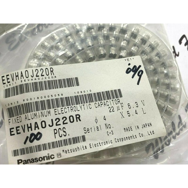 100個 - Panasonic EEVHA0J220R 22uF 6.3V 4mmx5.4mm SMD 電解電容