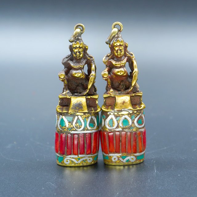 互藝古董飾品-【西藏銅像耳環】綠松石/紅瑪瑙