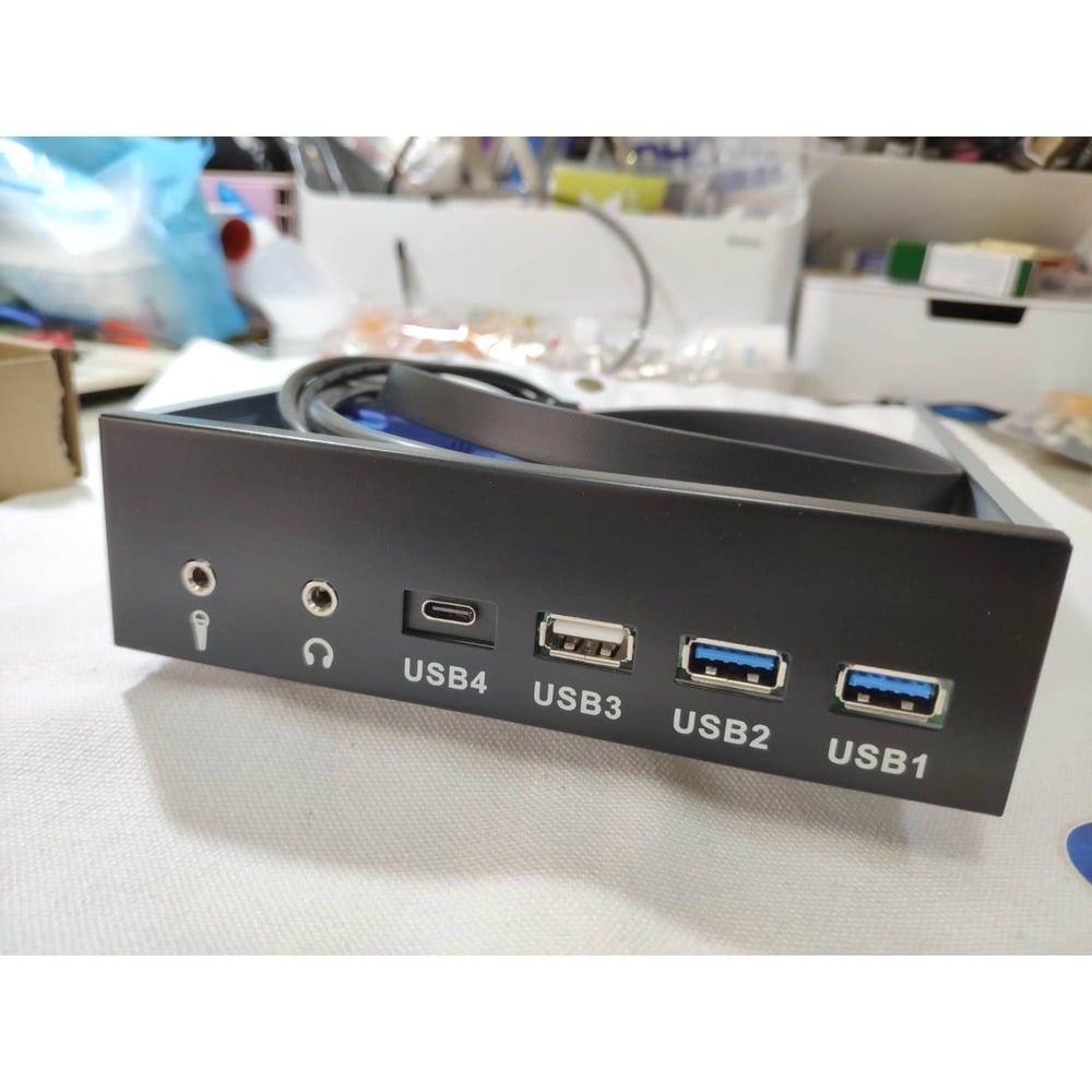 5.25吋空間 USB3.0+USB2.0+TYPE-C+AUDIO 前置面板