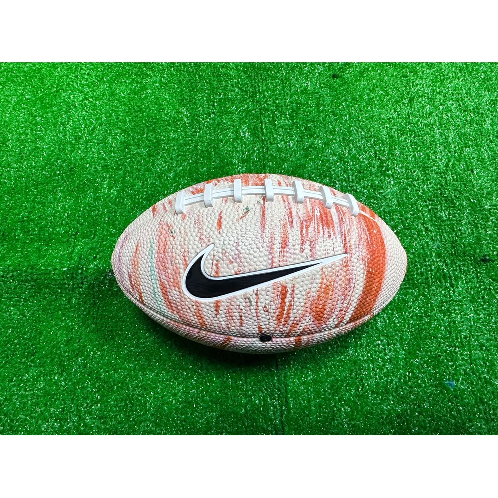 新莊新太陽 NIKE PLAYGROUND MINI 5 橄欖球 橡膠 美式 足球 5號 白橘 特價450