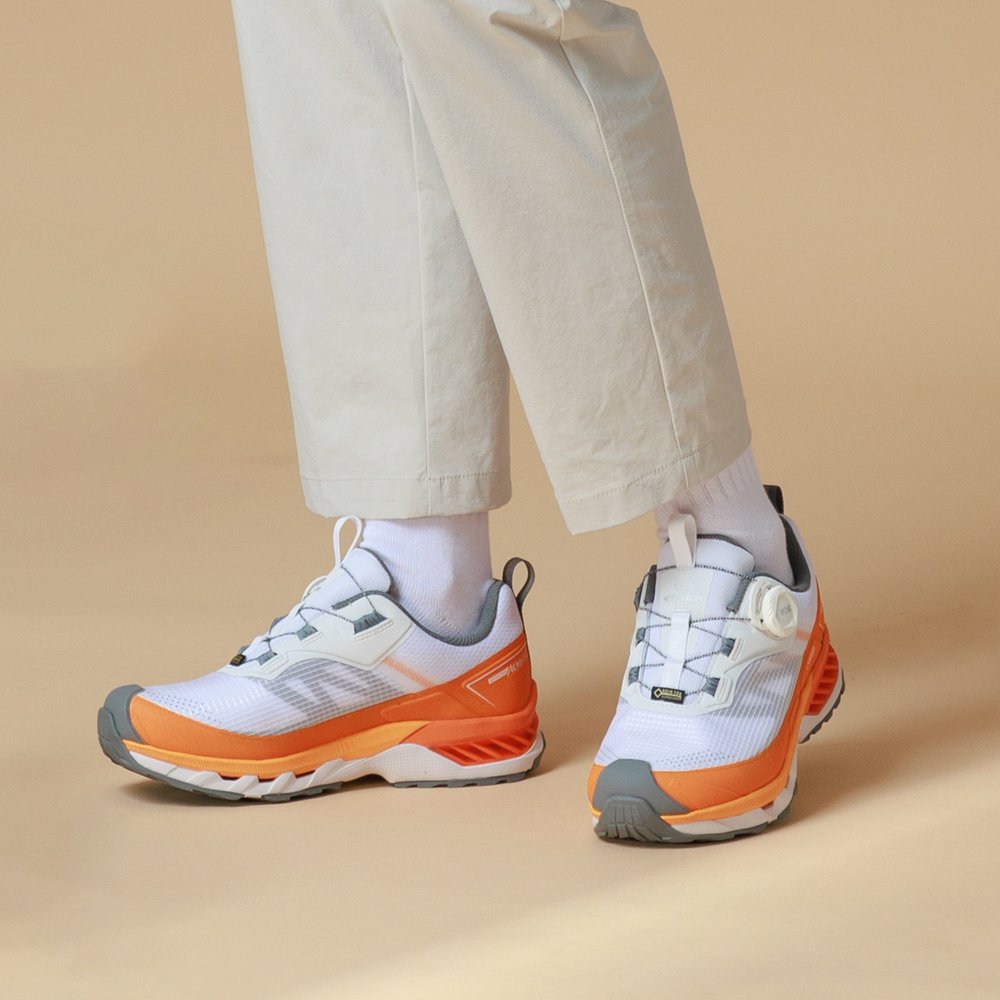 【特】法國【EiDER】防水Gore-tex透氣免帶式短筒鞋 / 23EDUS23G35-[白橘拼]