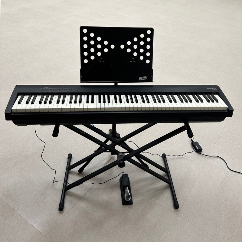 樂器出租-Roland FP-30X數位鋼琴出租(非販售)-含大譜架/X型架/延音踏板/日租金$2200/24h /優惠另洽