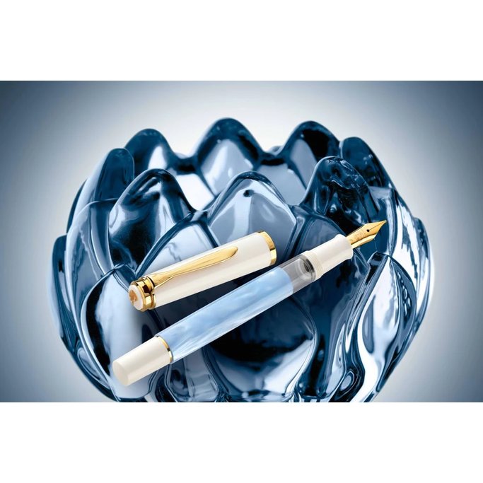 德國 百利金 Pelikan Classic M200鋼筆-粉彩藍Pastel Blue 活塞上墨
