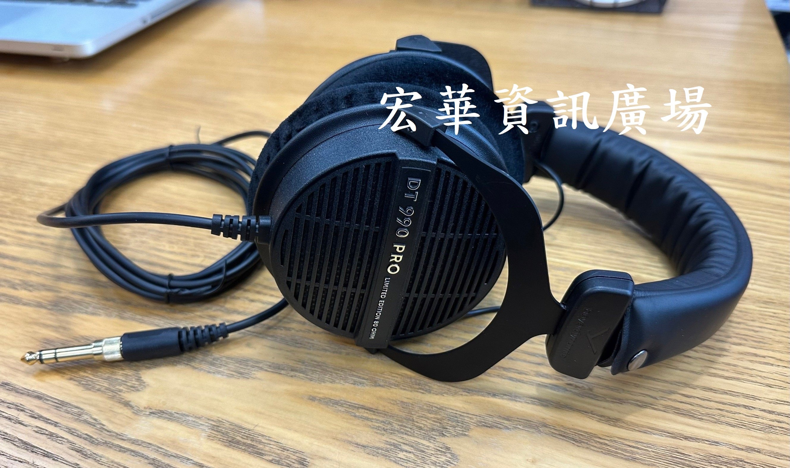 beyerdynamic ベイヤーダイナミック ヘッドホン DT990PRO Limited