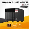 QNAP 威聯通 TS-473A-SW5T 4-Bay NAS+QSW-1105-5T 2.5G 交換器超值組合包(不含硬碟)